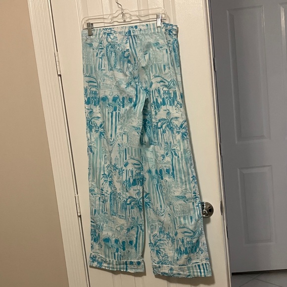 Lilly Pulitzer Blue and White Patterned Lounge Pants Size-M - Picture 2 of 3